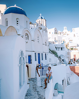 포토 JPG 해외이미지 라이프스타일 커플 여자 남자 유럽 바다 섬 여행 휴가 성인 두명 여행객 일출 일몰 신혼여행 지중해 그리스 산토리니 성인만 해외포토 나라 결혼 관계 사람 생활 노을 파일형식 이미지허브