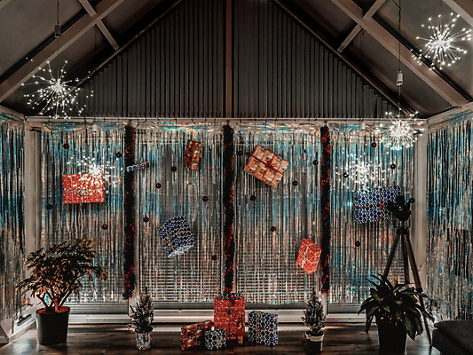 포토 JPG 해외이미지 디자인 행복 감정 결혼 백그라운드 크리스마스 패턴 추상 휴가 새해 선물 이벤트 사람없음 장식 빛 컬러풀 파티 검은색 축제 놀람 기쁨 자유 축하 인사 생일 던지기 떨어짐 클럽 초대 꽃가루 멀티 엘리먼트 유흥 해외포토 기념일 컬러 컨셉 무늬 모션 표정 예절 가루 파일형식 이미지허브