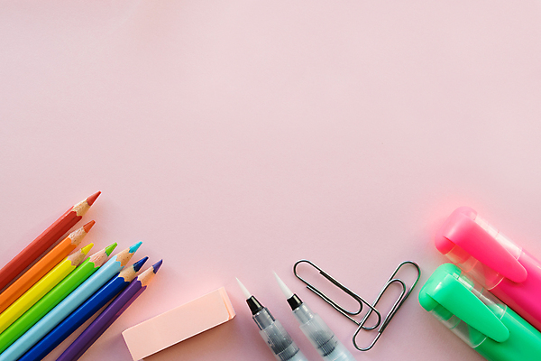 포토 JPG 해외이미지 디자인 교육 종이 어린이 분홍색 백그라운드 무지개 패턴 오렌지 비즈니스 학교 표시 프레임 미술 사람없음 목재 빨간색 초록색 파란색 컬러풀 사무실 연필 갈색 노란색 페인트 유치원 활발 장비 흰색 붓 그리기 그룹 팔레트 스케치 배열 신학기 그림 크레파스 클립 스펙트럼 줄서기 해외포토 자연요소 나무 컬러 컨셉 무늬 과일 재료 모션 문화예술 학용품 사람 필기구 파일형식 이미지허브