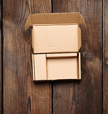 포토 JPG 해외이미지 사람없음 하이앵글 갈색 종이상자 친환경 나무바닥 패키지 조립 포장재료 해외포토 뷰포인트 컬러 포장 바닥 상자 환경 파일형식 이미지허브