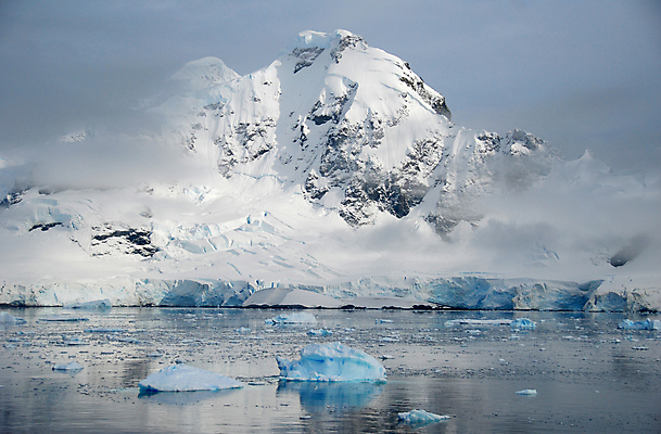 포토 JPG 해외이미지 바다 자연 산 사람없음 물 뷰티 맑음 얼음 추위 남극 북극 뿌리기 해외포토 자연요소 모션 날씨 극지방 생태계 파일형식 이미지허브