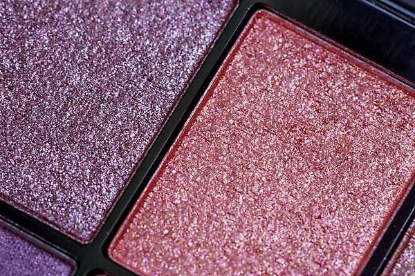 포토 JPG 해외이미지 스튜디오촬영 여자 백그라운드 컨셉 그림자 사람없음 컬러풀 뷰티 갈색 유행 검은색 페인트 화장품 화려 팔레트 우아함 상품 그늘 컨테이너 플라스틱 가루 오브젝트 패키지 아이섀도 블로거 카피스페이스 해외포토 산업 컬러 재질 실내 사람 공백 파일형식 이미지허브