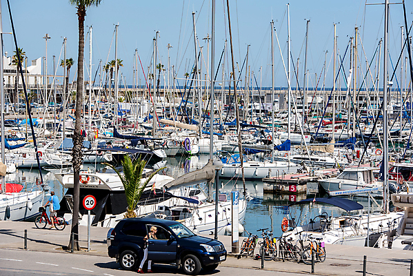 포토 JPG 해외이미지 유럽 모래 바다 조각 여행 건축양식 공 휴가 사람 사람없음 야외 건물 조각상 여행객 수영 일몰 게임 뜨거움 스페인 군중 지중해 바르셀로나 스페인어 해외포토 건축물 건축 나라 놀이 조형물 노을 수상스포츠 파일형식 이미지허브