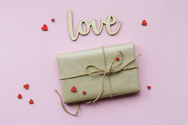 포토 JPG 해외이미지 디자인 여자 행복 리본 종이 분홍색 결혼 백그라운드 포장 엄마 넥타이 휴가 발렌타인데이 선물 사랑 이벤트 사람없음 장식 상자 갈색 우주 놀람 수확 덮개 하트 축하 인사 생일 정상 만족 활 질감 복고 패키지 내추럴 2월 핸드메이드 카피스페이스 해외포토 모양 잡화 기념일 감정 컬러 컨셉 농업 가족 데이이벤트 표정 사람 공백 뚜껑 예절 날짜 파일형식 이미지허브