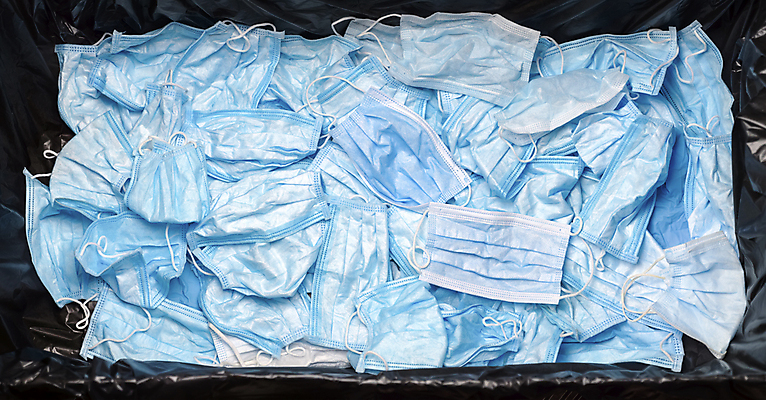 포토 JPG 해외이미지 백그라운드 컨셉 병원 가면 마스크 사람없음 파란색 쓰레기통 바이러스 쓰레기 폐기물 낭비 많음 해외포토 컬러 의학 파일형식 이미지허브