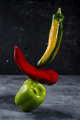 포토 JPG 해외이미지 식물 라이프스타일 음식 조각 백그라운드 채소 과일 재료 파프리카 건강 요리 씨앗 사람없음 빨간색 초록색 컬러풀 노란색 샐러드 회색 젖음 종 흰색 신선 양념 달콤 맛 오브젝트 유기농 날것 향기 후추 내추럴 점심식사 강렬 밭일 숙성 채식주의자 해외포토 웰빙 컬러 컨셉 생활 식사 향신료 채식 냄새 파일형식 이미지허브