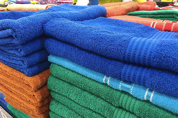 포토 JPG 해외이미지 백그라운드 오렌지 선반 건조 사람없음 빨간색 초록색 수건 컬러풀 유행 세일 쌓기 상점 직물 면 시장 선택 구매 상품 쇼핑몰 질감 부드러움 소매 슈퍼마켓 위생관리 접기 줄서기 많음 해외포토 컬러 가구 컨셉 과일 모션 관리 쇼핑 위생용품 감각 파일형식 이미지허브