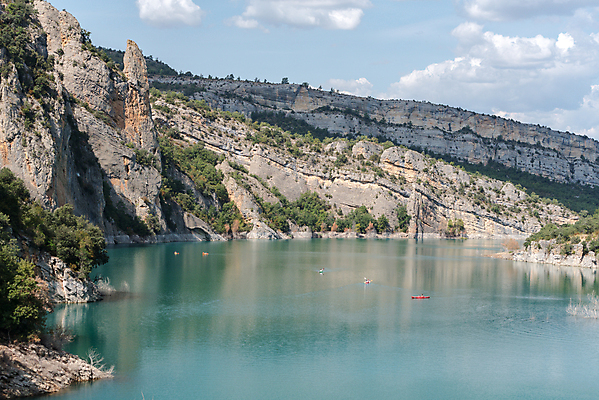 포토 JPG 해외이미지 디자인 공원 유럽 여행 백그라운드 자연 하늘 휴가 산 사람없음 야외 초록색 물 파란색 뷰티 환경 하이킹 스페인 숲 내추럴 석회암 절정 산맥 해외포토 자연요소 공공시설 나라 컬러 레저 암석 생태계 파일형식 이미지허브