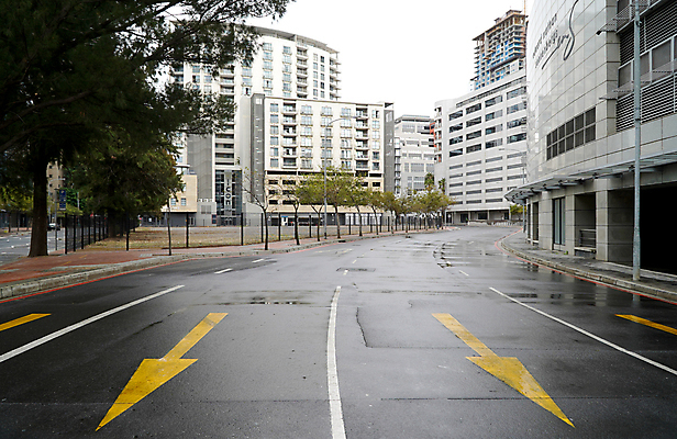 포토 JPG 해외이미지 도로 거리 사람없음 침묵 도시 남아프리카 케이프타운 코로나바이러스 해외포토 길 교통시설 아프리카 소리 바이러스 남아프리카공화국 파일형식 이미지허브