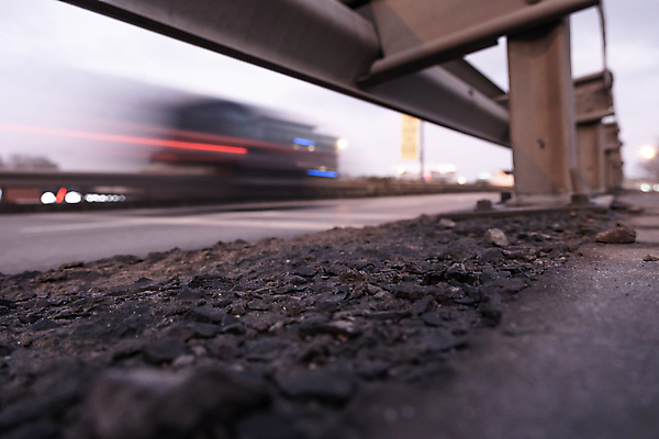 포토 JPG 해외이미지 나무 도로 선 여행 백그라운드 이동 교통시설 모션 자동차 자연 하늘 거리 사람없음 야외 초록색 태양 환경 금속 공연 운전 도시 바퀴 고속도로 고급 소프트포커스 속도 타이어 짐차 방법 블러 자동 철강 해외포토 자연요소 식물 길 육상교통 컬러 교통 컨셉 재질 촬영기법 이벤트 시설 생태계 파일형식 이미지허브