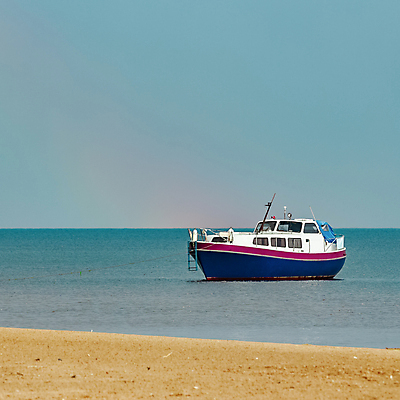 포토 JPG 해외이미지 주간 바다 항해 사람없음 야외 작음 크루즈 해외포토 자연요소 배_교통 크기 파일형식 이미지허브
