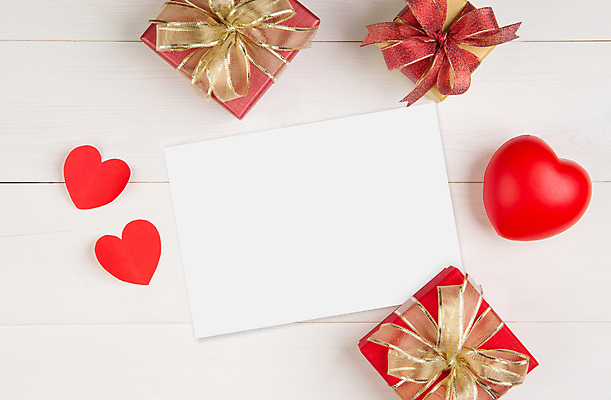 포토 JPG 해외이미지 리본 종이 프레임 사람없음 선물상자 하트 목업 해외포토 모양 선물 상자 파일형식 이미지허브