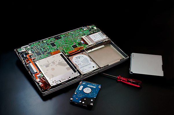 포토 JPG 해외이미지 사람없음 노트북 컴퓨터 재활용 운전 키보드 수리 폐기물 MP3 쥐 라디오 볼트 베터리 프로세서 하드웨어 해외포토 모션 전자제품 공구 쓰레기 설치류 친환경 파일형식 이미지허브