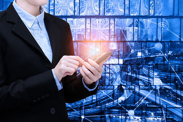 포토 JPG 해외이미지 라이프스타일 백그라운드 컨셉 인터넷 비즈니스 통신 미래 사람없음 스마트폰 핸드폰 컴퓨터 세계 글로벌 디지털 자료 웹 정보 그물 네트워크 연결 무선전화기 전화기 스마트 시스템 커뮤니티 타운 온라인 토막 혁명 마케팅 서버 소셜 소셜미디어 인터페이스 해외포토 생활 전자제품 스마트기기 도시 파일형식 이미지허브