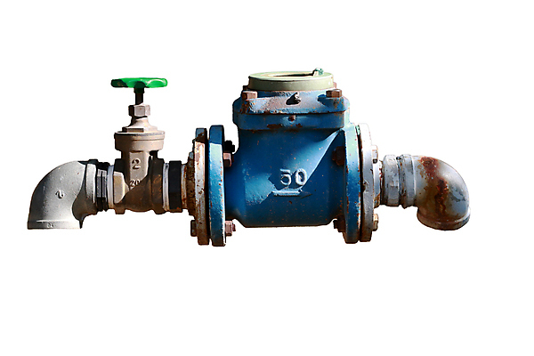 포토 JPG 해외이미지 산업 선 백그라운드 공장 사람없음 물 파란색 금속 장비 흰색 수리 철 부식 가스 튜브 공학 파열 낭비 고립 압력 옛날 철강 파이프라인 공급 해외포토 자연요소 교육 컬러 컨셉 공업 재질 파이프_관 파일형식 이미지허브