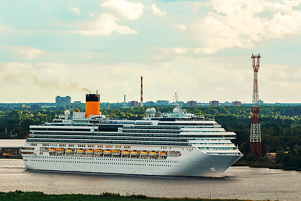 포토 JPG 해외이미지 주간 바다 항해 사람없음 야외 큼 유람선 크루즈 해외포토 자연요소 배_교통 크기 파일형식 이미지허브