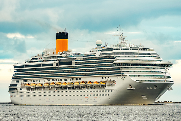 포토 JPG 해외이미지 주간 바다 항해 사람없음 야외 큼 유람선 크루즈 해외포토 자연요소 배_교통 크기 파일형식 이미지허브