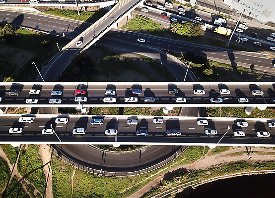 포토 JPG 해외이미지 도로 여행 교통시설 자동차 하늘 안테나 사람없음 하이앵글 도시풍경 도시 고속도로 저녁 교차로 머리위 해외포토 길 육상교통 뷰포인트 교통 통신 풍경 야간 시설 파일형식 이미지허브