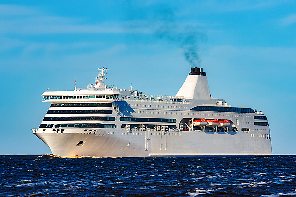 포토 JPG 해외이미지 주간 바다 항해 사람없음 야외 큼 유람선 크루즈 해외포토 자연요소 배_교통 크기 파일형식 이미지허브