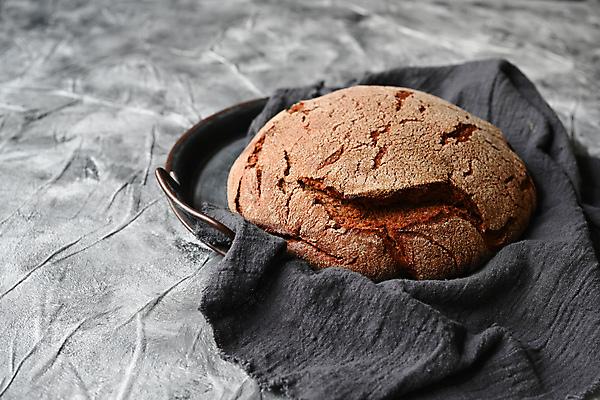 포토 JPG 해외이미지 회색배경 실내 사람없음 한개 호밀빵 해외포토 1 빵 백그라운드 내부 회색 파일형식 이미지허브
