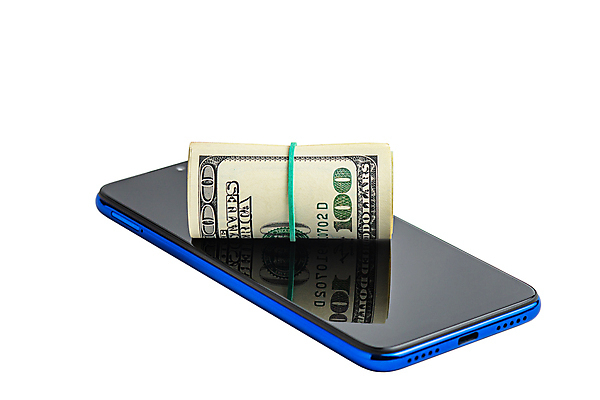 포토 JPG 해외이미지 컨셉 지폐 돈 비즈니스 성공 모바일 사람없음 금융 스마트폰 판매 세일 달러 미국 저축 성장 흰색 재산 심볼 오브젝트 보따리 투자 상업 롤 온라인쇼핑 이익 월급 대출 고립 카피스페이스 해외포토 컬러 북아메리카 경제 핸드폰 스마트기기 쇼핑 공백 온라인 파일형식 이미지허브