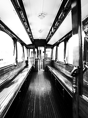 포토 JPG 해외이미지 여행 의자 창문 교통시설 모션 휴가 실내 앉기 사람없음 내부 가로 운전 기차 역사 역 승차 수증기 객실 안락의자 승객 일반 스타일 안락 해외포토 육상교통 가구 교통 컨셉 대중교통 시설 파일형식 이미지허브