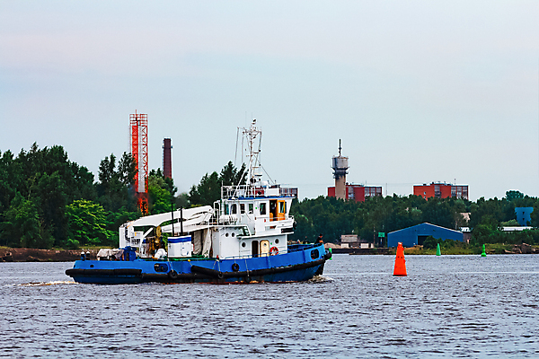 포토 JPG 해외이미지 주간 바다 섬 공장 항해 사람없음 야외 발트해 예인선 해외포토 자연요소 배_교통 공업 북유럽 파일형식 이미지허브