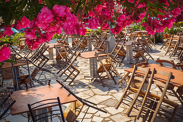 포토 JPG 해외이미지 라이프스타일 음식 여행 백그라운드 컨셉 의자 탁자 호텔 휴가 거리 사람없음 야외 경제 식당 식사 카페 수확 도시 술집 서비스 복고 지역 카페테리아 종료 옛날 위기 중소기업 해외포토 가구 농업 회사 숙소 생활 상점 파일형식 이미지허브