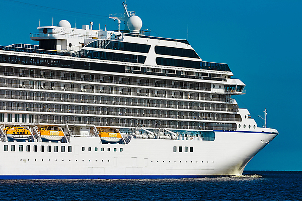 포토 JPG 해외이미지 주간 바다 항해 사람없음 야외 큼 유람선 크루즈 해외포토 자연요소 배_교통 크기 파일형식 이미지허브