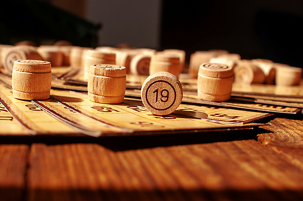 포토 JPG 해외이미지 캐릭터 손 디자인 백그라운드 컨셉 장난 비즈니스 가족 놀이 탁자 성공 휴가 아이디어 통 사람없음 목재 숫자 수확 게임 우승 신용카드 행운 재산 도박 계획 위험 편지 심볼 복고 기회 열정 관심 옛날 필승 해외포토 나무 문자 감정 가구 농업 재료 관계 신체부위 금융 최고 파일형식 이미지허브