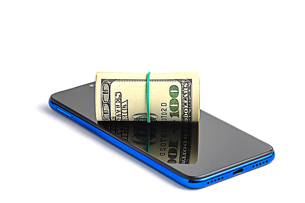 포토 JPG 해외이미지 컨셉 지폐 돈 비즈니스 성공 모바일 그림자 사람없음 금융 스마트폰 판매 세일 달러 미국 저축 성장 흰색 행운 재산 심볼 오브젝트 보따리 투자 상업 롤 온라인쇼핑 이익 월급 대출 고립 카피스페이스 해외포토 컬러 북아메리카 경제 핸드폰 스마트기기 쇼핑 공백 온라인 파일형식 이미지허브