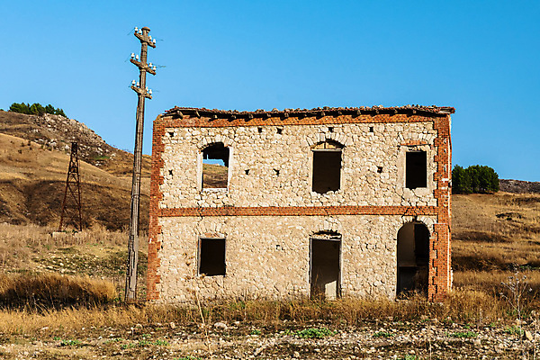포토 JPG 해외이미지 공원 유럽 산업 문화 여행 하늘 노동자 산 사람없음 야외 건물 초록색 금속 기계 이탈리아 에너지 업무 역사 터널 재산 오븐 미술관 지중해 버리기 발굴 심볼 소금 타운 무거움 광부 옛날 추출 해외포토 직업 건축물 공공시설 나라 길 바다 컬러 모션 재질 금융 가전제품 도시 작업 무게 파일형식 이미지허브