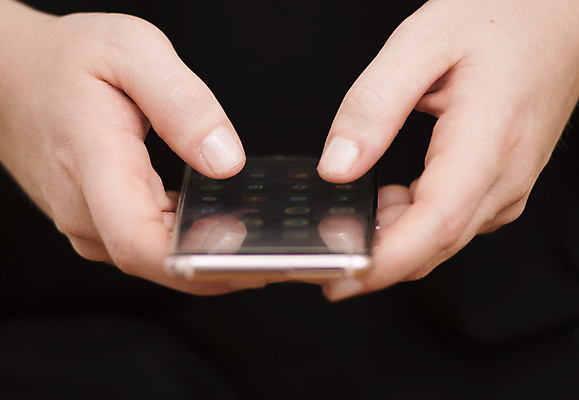 포토 JPG 해외이미지 직업 인터넷 비즈니스 통신 스트레스 사람없음 경제 스마트폰 핸드폰 스크린 자료 경쟁 서핑 중앙 종업원 사이버 서비스 인터넷주소 소프트웨어 프로그램 하드웨어 경제학 사용자 제공자 해외포토 교육 컨셉 전자제품 스마트기기 컴퓨터 수상스포츠 파일형식 이미지허브