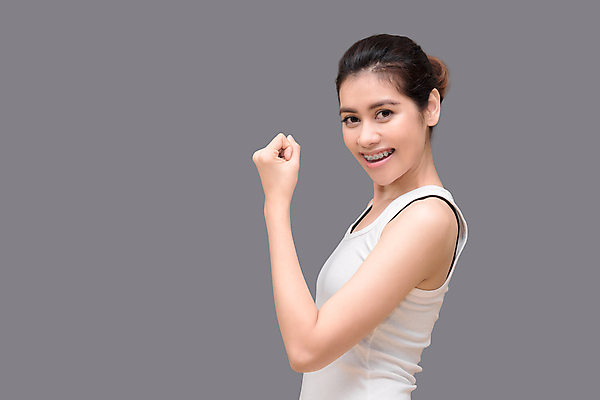 포토 JPG 해외이미지 응시 여자 다이어트 요가 회색배경 실내 건강 한명 동양인 상반신 성인 옆모습 운동복 운동 파이팅 주먹 매트 성인여자한명만 해외포토 1 웰빙 시선 옷 뷰포인트 백그라운드 모션 사람 인종 내부 회색 여자한명만 성인여자만 파일형식 이미지허브