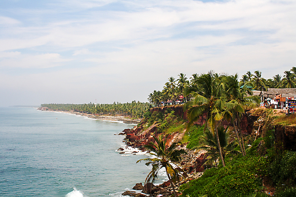 포토 JPG 해외이미지 나무 아시아 모래 바다 여행 자연 하늘 휴가 손바닥 동양인 풍경 경사 사람없음 야외 빨간색 초록색 물 파란색 만 땅 인도인 휴양지 케랄라주 파라다이스 해외포토 자연요소 외국인 식물 손 나라 컬러 인종 장소 인도_나라 생태계 파일형식 이미지허브