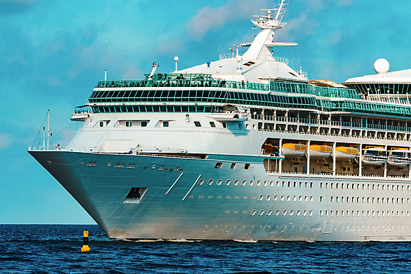 포토 JPG 해외이미지 주간 구름 바다 항해 사람없음 야외 큼 유람선 크루즈 해외포토 자연요소 배_교통 크기 파일형식 이미지허브