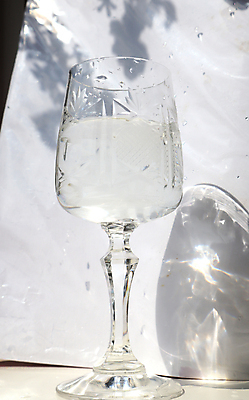 포토 JPG 해외이미지 음료 음식 백그라운드 모션 유리 함께함 건강 사람없음 물 파란색 반사 얼음 거품 젖음 흐름 추위 마시기 흰색 신선 투명 액체 붓기 떨어짐 가득함 순수 오브젝트 싱글 상쾌 생태계 고립 생태학 스플래쉬 해외포토 자연요소 교육 감정 컬러 컨셉 재질 파일형식 이미지허브