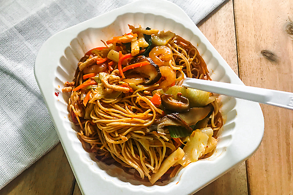 포토 JPG 해외이미지 전통 접시 음식 백그라운드 채소 밥 건강 육류 요리 동양인 사람없음 초록색 식당 계란 식사 저녁식사 중국 흰색 신선 면 맛 대만 국수 홍콩 점심식사 스타일 해외포토 식기 아시아 컬러 컨셉 식재료 인종 상점 알 면류 파일형식 이미지허브