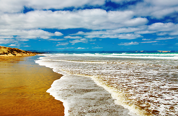 포토 JPG 해외이미지 모래 파도 바다 자연 하늘 새로움 사람없음 물 파란색 환경 맑음 거품 사막 서핑 황무지 모래언덕 수평선 해외포토 자연요소 컬러 컨셉 날씨 수상스포츠 언덕 생태계 파일형식 이미지허브