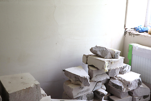 포토 JPG 해외이미지 산업 백그라운드 컨셉 건축양식 추상 설계 벽돌 건설업 사람없음 가로 쌓기 환경 힘 재활용 건설현장 변화 끝 쓰레기 폐기물 파편 땅 가득함 기회 시멘트 먼지 문제 무거움 한조각 낭비 삭제 건축업자 격파 고용 깨짐 복원 줄서기 지진 콘크리트 혼란 해외포토 1 건축 무늬 모션 구직 무게 자연재해 친환경 채용 파일형식 이미지허브