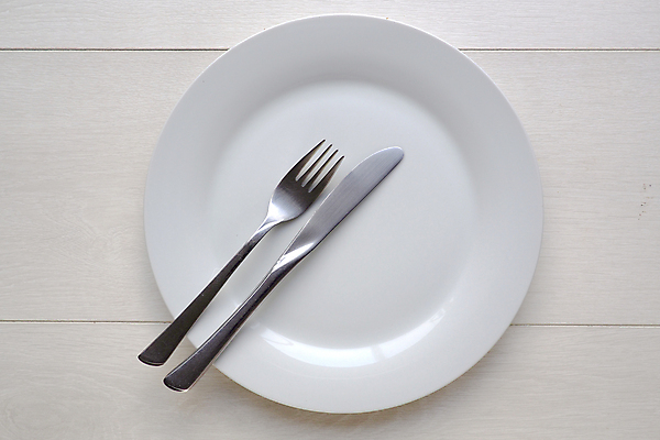 포토 JPG 해외이미지 그릇 식기 접시 음식 백그라운드 포크 탁자 요리 사람없음 목재 우주 주방 식당 식사 저녁식사 공백 흰색 기구 원형 칼 정상 먹기 오브젝트 머리위 백자 해외포토 도형 나무 컬러 가구 재료 모션 상점 도자기 파일형식 이미지허브