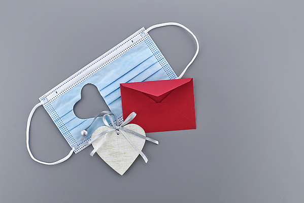 포토 JPG 해외이미지 모양 행복 감정 얼굴 휴가 봉투 주택 발렌타인데이 건강 사랑 가면 사람 사람없음 빨간색 우주 흰색 하트 표현 인사 메시지 수술 바이러스 보호 편지 심볼 소셜 해외포토 컬러 컨셉 의학 데이이벤트 건물 신체부위 치료 예절 파일형식 이미지허브