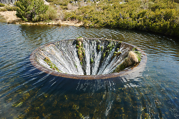 포토 JPG 해외이미지 공원 유럽 별 호수 여행 백그라운드 자연 산 파노라마 사람없음 야외 물 파란색 환경 하이킹 저수지 포르투갈 순수 장면 석호 내추럴 전국 해외포토 자연요소 공공시설 나라 컬러 컨셉 레저 촬영기법 생태계 파일형식 이미지허브