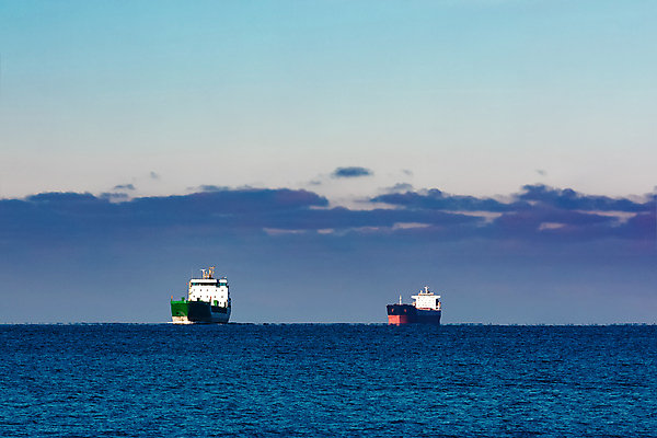 포토 JPG 해외이미지 산업 바다 사람없음 화물 컨테이너 화물선 상업 멀리 물류 수입 수출업 해외포토 배_교통 운송업 파일형식 이미지허브