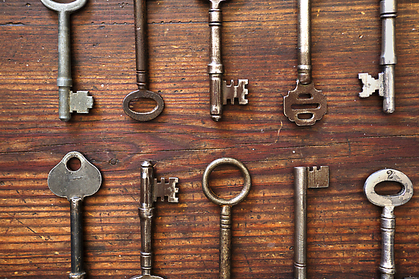 포토 JPG 해외이미지 백그라운드 탁자 성공 표면 열쇠 주택 안전 사람없음 목재 문 금속 수확 골동품 부식 질감 복고 보안 해결 놋쇠 옛날 철강 회복 해외포토 나무 가구 컨셉 농업 재료 재질 건물 파일형식 이미지허브