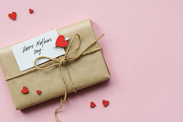 포토 JPG 해외이미지 디자인 여자 행복 리본 종이 밧줄 분홍색 백그라운드 포장 엄마 넥타이 휴가 선물 사랑 이벤트 사람없음 장식 상자 갈색 우주 귀여움 놀람 수확 덮개 축하 인사 신용카드 정상 묶기 만족 활 에코 질감 복고 패키지 내추럴 파스텔톤 핸드메이드 카피스페이스 해외포토 잡화 감정 줄 컬러 컨셉 농업 가족 모션 표정 사람 금융 환경 공백 뚜껑 예절 파일형식 이미지허브