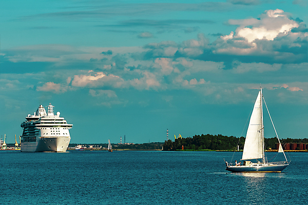 포토 JPG 해외이미지 주간 바다 섬 요트 항해 사람없음 야외 유람선 발트해 해외포토 자연요소 배_교통 북유럽 파일형식 이미지허브