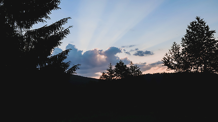 포토 JPG 해외이미지 나무 식물 구름 실루엣 도로 겨울 자연 하늘 스키 산 풍경 사람없음 야외 목재 태양 일출 어둠 황혼 일몰 새벽 안개 나뭇가지 소나무 분위기 언덕 침엽수 전나무 산악지대 삼림지대 수평선 산맥 해외포토 자연요소 계절 길 컨셉 재료 교통시설 날씨 겨울스포츠 촬영기법 노을 숲 생태계 파일형식 이미지허브
