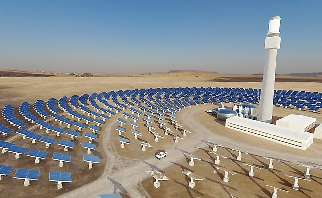 포토 JPG 해외이미지 식물 산업 도로 밭 사람없음 파란색 햇빛 태양 3D 환경 탑 힘 재활용 사막 에너지 판넬 원형 역 보호 배열 에코 먼지 공학 유지 생태학 수집가 조감도 흙길 해외포토 자연요소 도형 직업 건축물 교육 길 컬러 컨셉 농업 교통시설 흙 디지털합성 친환경 파일형식 이미지허브