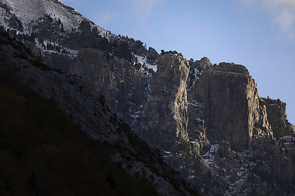포토 JPG 해외이미지 나무 식물 여행 겨울 자연 하늘 산 파노라마 풍경 경사 사람없음 야외 파란색 뷰티 계곡 냉동 얼음 침묵 하이킹 추위 가을 바위 흰색 소나무 스페인 숲 언덕 빙하 장면 전나무 아라곤 스카이라인 리빙 동물상 절정 해외포토 자연요소 계절 유럽 컬러 레저 촬영기법 조형물 소리 돌_바위 생태계 파일형식 이미지허브
